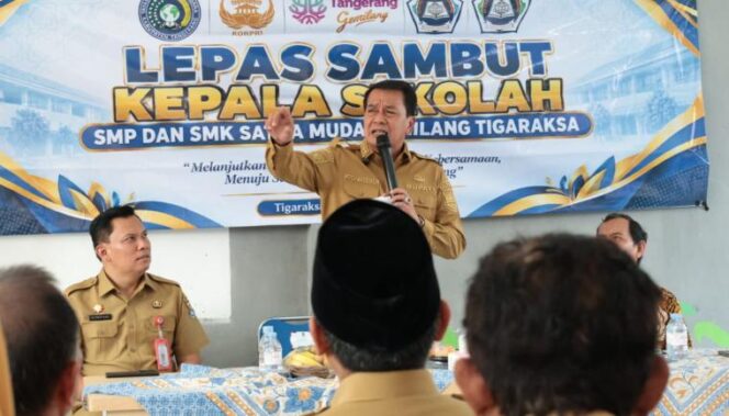 
 Bupati Tangerang Moch. Maesyal Rasyid menghadiri acara lepas sambut Kepala Sekolah SMP dan SMK Satya Muda Gemilang Tigaraksa,