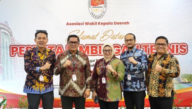 
 Wakil Bupati Tangerang, Intan Nurul Hikmah, menghadiri kegiatan Bimbingan Teknis (Bimtek) dan Silaturahmi Asosiasi Wakil Kepala Daerah (ASWAKADA) Tahun 2026 yang berlangsung di Kota Batam, Provinsi Kepulauan Riau. Foto: ist