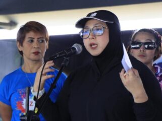 Wakil Bupati Tangerang, Intan Nurul Hikmah, menghadiri kegiatan Cardio Mix: Yoga Flow dan Glow yang diselenggarakan di kawasan Paramount Petals, Kecamatan Curug. Foto: ist 