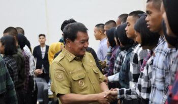 Bupati Tangerang Moch Maesyal Rasyid saat Menutup Pemusatan Pendidikan dan Pelatihan Paskibraka Kabupaten Tangerang Tahun 2026 resmi ditutup di Hotel Yasmin. Foto: Ist