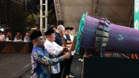 Gubernur Banten Andra Soni dan Bupati Tangerang, Moch. Maesyal Rasyid saat menghadiri Festival Tabuh Bedug ke-35 Kecamatan Teluknaga. Foto: ist