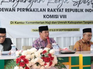 Bupati Tangerang Moch Maesyal Rasyid saat menerima langsung kunjungan spesifik Komisi VIII DPR RI di Kantor Kemenhaj dan Umroh Kab. Tangerang. Foto: Ist