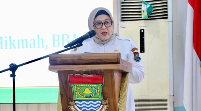 Wakil Bupati (Wabup) Tangerang, Intan Nurul Hikmah saat membuka Workshop Pengembangan Pembelajaran Mendalam (Deep Learning) melalui Strategi Pembelajaran Mendongeng bagi para guru PAUD. Foto: ist