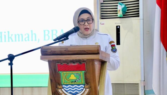 
 Wakil Bupati (Wabup) Tangerang, Intan Nurul Hikmah saat membuka Workshop Pengembangan Pembelajaran Mendalam (Deep Learning) melalui Strategi Pembelajaran Mendongeng bagi para guru PAUD. Foto: ist
