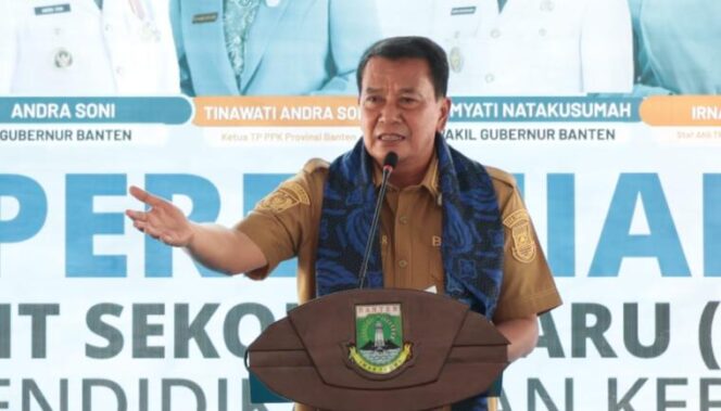 
 Bupati Tangerang Moch. Maesyal Rasyid menghadiri peresmian Unit Sekolah Baru (USB) SMAN 33 Kabupaten Tangerang di Kecamatan Sepatan. Foto: Ist