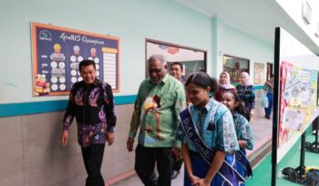 Bupati Tangerang, Moch. Maesyal Rasyid saat menghadiri acara pelepasan peserta didik tahun ajaran 2025/2026 Sekolah Genius Binong Kec. Curug. Foto: ist