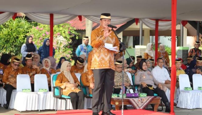 
 Bupati Tangerang Moch Maesyal Rasyid saat Pimpin Apel Hari Keluarga Nasional (Harganas) ke-33 dan Hari Anti Narkotika Internasional (HANI) tingkat Kabupaten Tangerang tahun 2026 di Lapangan Raden Aria Yudhanegara, Puspemkab Tangerang,. Foto: ist