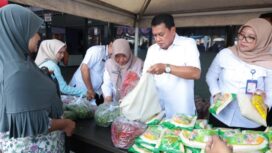 Bupati Tangerang, Moch. Maesyal Rasyid, menghadiri sekaligus membuka Warung Tekan Inflasi (Warteksi) Gemilang yang diselenggarakan Dinas Perindustrian dan Perdagangan (Disperindag) Kab. Tangerang. Foto: ist