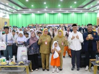 Wakil Bupati Tangerang, Intan Nurul Hikmah membuka Workshop Penguatan Karakter Anak, Literasi Digital, dan Parenting yang digelar di Aula Dinas Pemberdayaan Perempuan dan Perlindungan Anak (DP3A) Kabupaten Tangerang. Foto: Ist