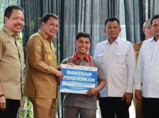 Bupati Tangerang Moc.Maesyal Rasyid saat menghadiri Festival Sekolah BERHATI 2026 Sinarmas Land di Atrium Mall The Breeze BSD. Foto: ist