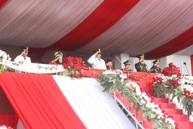 
 Wali Kota Serang Budi Rustandi saat Menjadi Inspektur Upacara Peringatan HUT Ke-81 RI. Foto: Ist