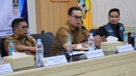 Wali Kota Serang Budi Rustandi saat Rapat Koordinasi Pembahasan PSEL Cilowong bersama Gubernur Banten Andra Soni dan Wali Kota Cilegon. Foto: Ist