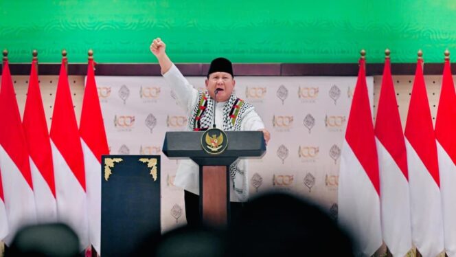 
 Presiden Prabowo Subianto memberikan sambutannya saat menghadiri Resepsi Kesyukuran 100 Tahun Pondok Modern Darussalam Gontor (PMDG) yang digelar di Balai Pertemuan Pondok Modern (BPPM), Pondok Modern Darussalam Gontor Putra Kampus Pusat, Kabupaten Ponorogo, Provinsi Jawa Timur, Sabtu, 19 September 2026. Foto: BPMI Setpres